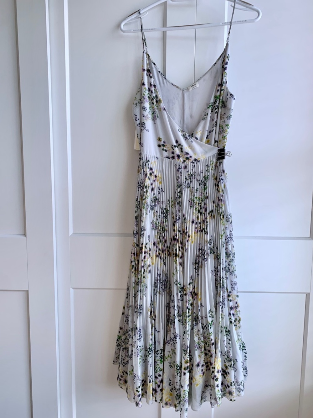 Aritzia Wilfred Beaune Floral Pleated Wrap Midi Dress Birch Size L NWT